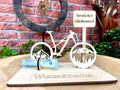 Fahrrad Persönliches Mountainbike Geldgeschenk mit Bergmotiven aus Holz - Individuell mit Wunschtext. Geschenkideen Schilder Bild #1