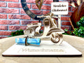 Vespa  – Dein personalisiertes Roller Geldgeschenk aus Holz Geld Karte Box Männergeschenk Holzschild zum Verschenken GTS 125 Retro Roller