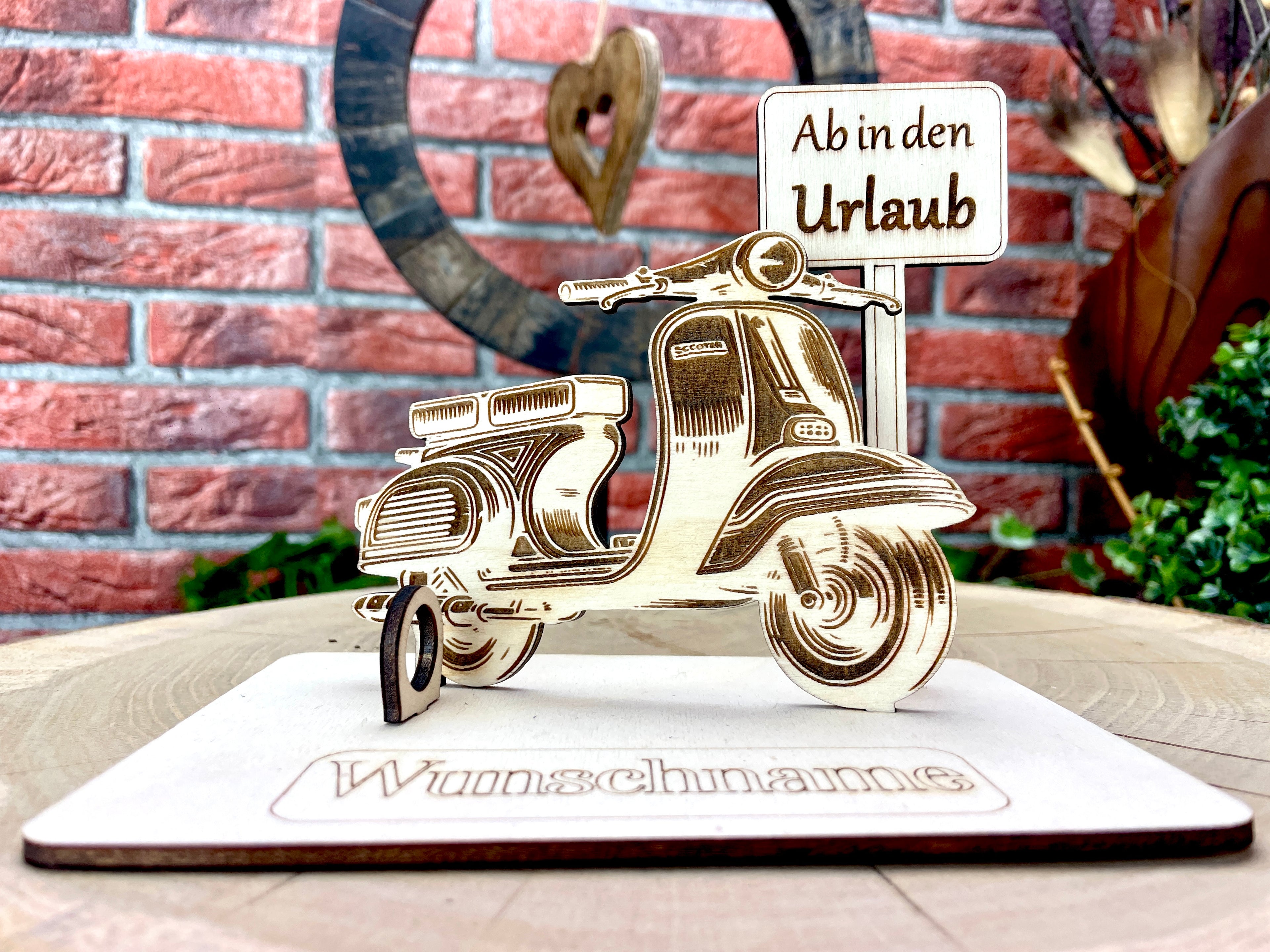 Vespa  – Dein personalisiertes Roller Geldgeschenk aus Holz Geld Karte Box Männergeschenk Holzschild zum Verschenken GTS 125 Retro Roller