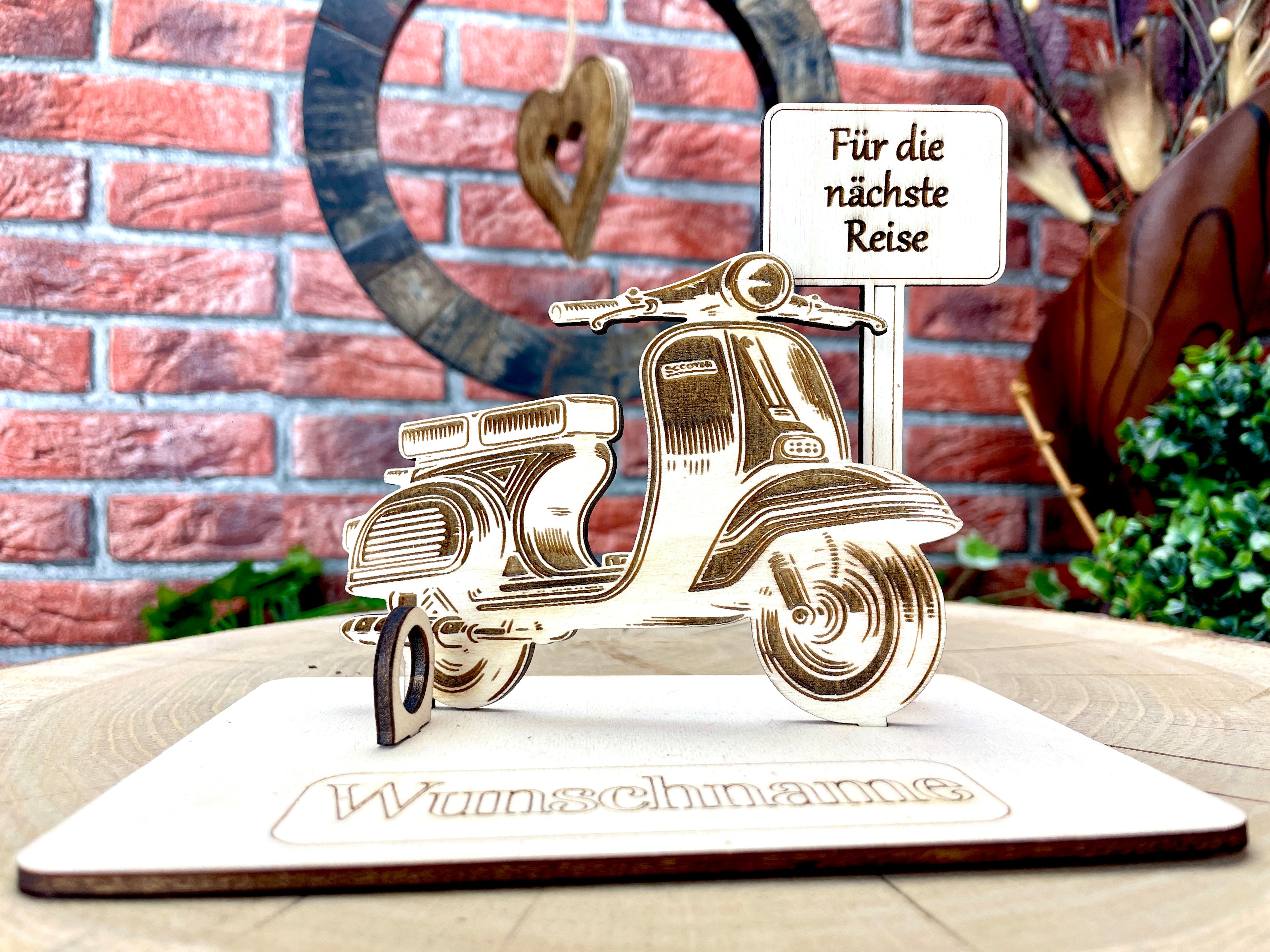 Vespa  – Dein personalisiertes Roller Geldgeschenk aus Holz Geld Karte Box Männergeschenk Holzschild zum Verschenken GTS 125 Retro Roller