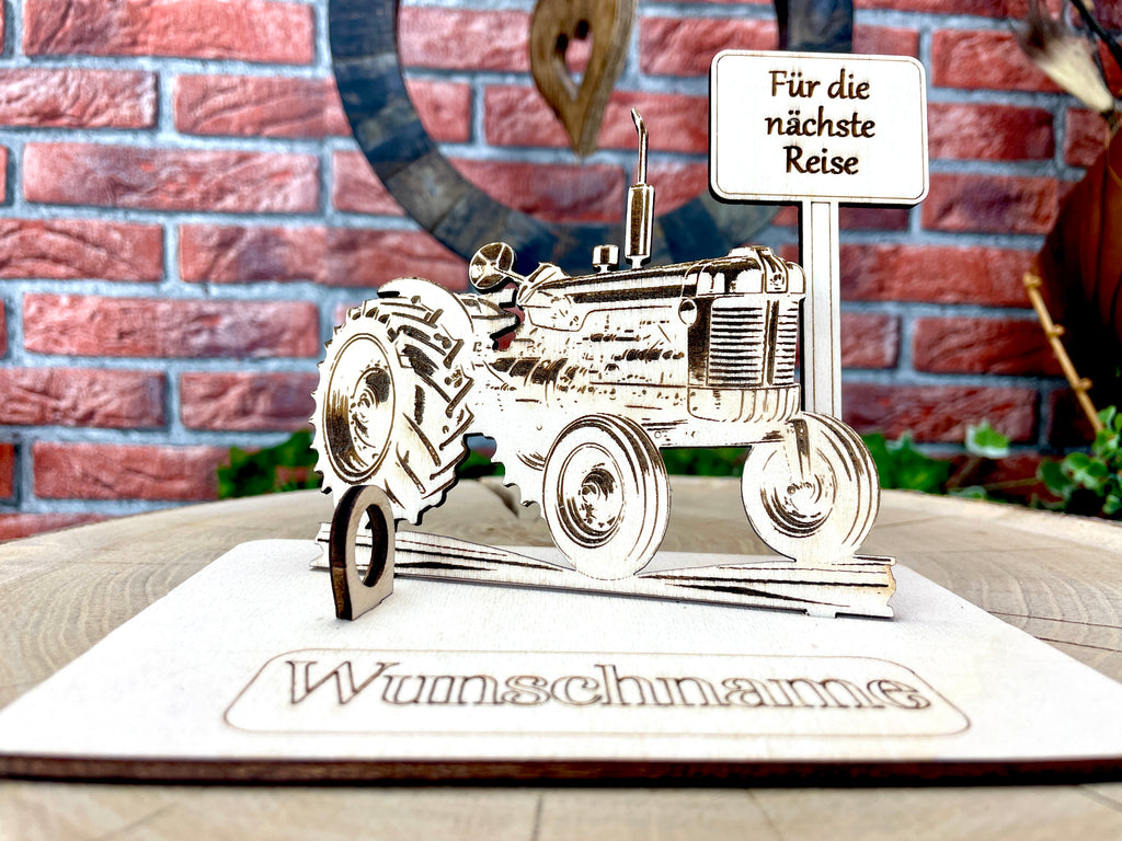 Traktor– Liebevolles Schlepper Geldgeschenk aus Holz mit deinem Wunschtext Geld Karte Box Männergeschenk Holzschild zum Verschenken Bulldog