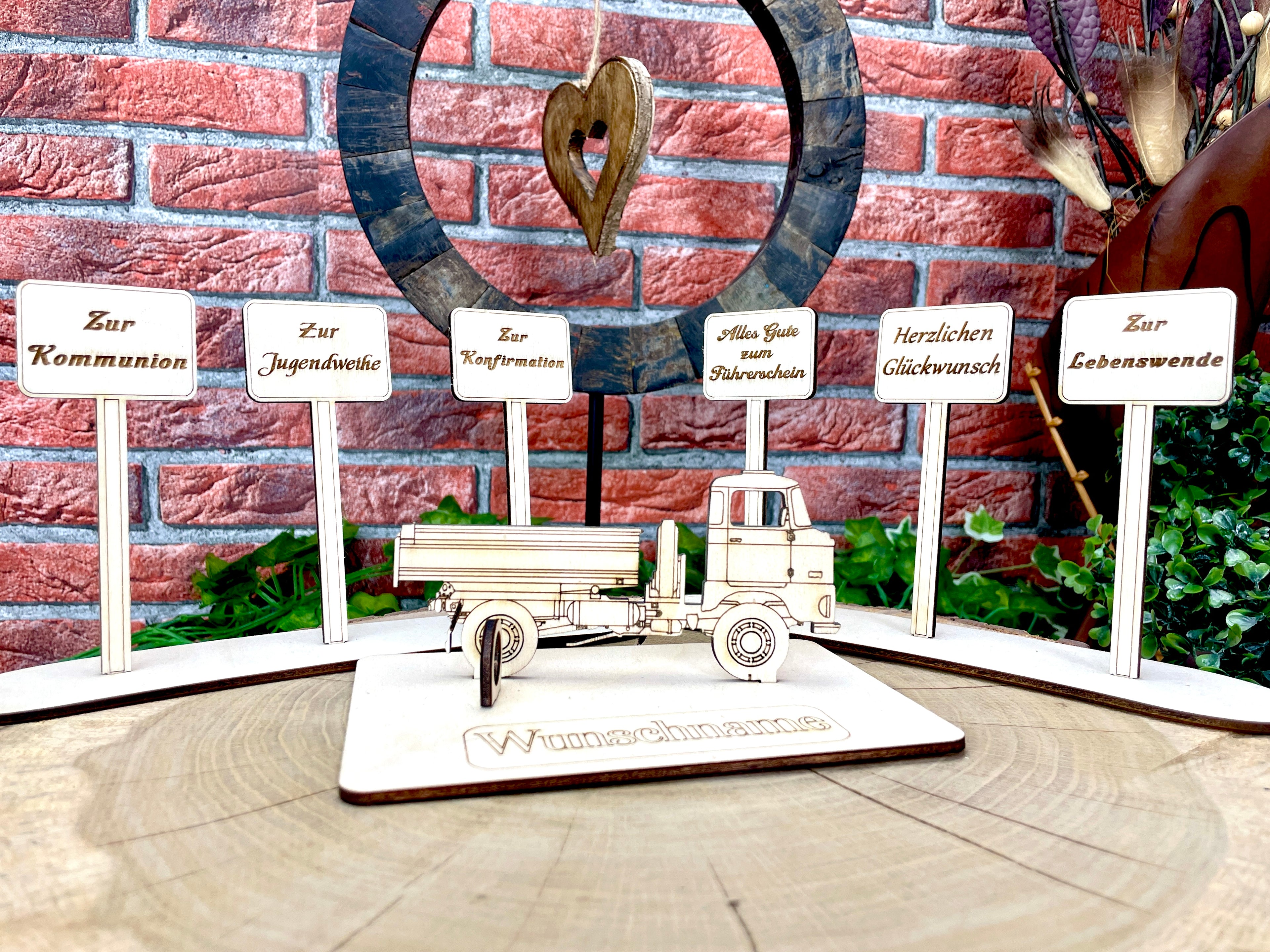 W50 – Individuelles Ostfahrzeug-Geldgeschenk aus Holz, personalisiert für besondere Anlässe Karte Männergeschenk Holzschild zum Verschenken