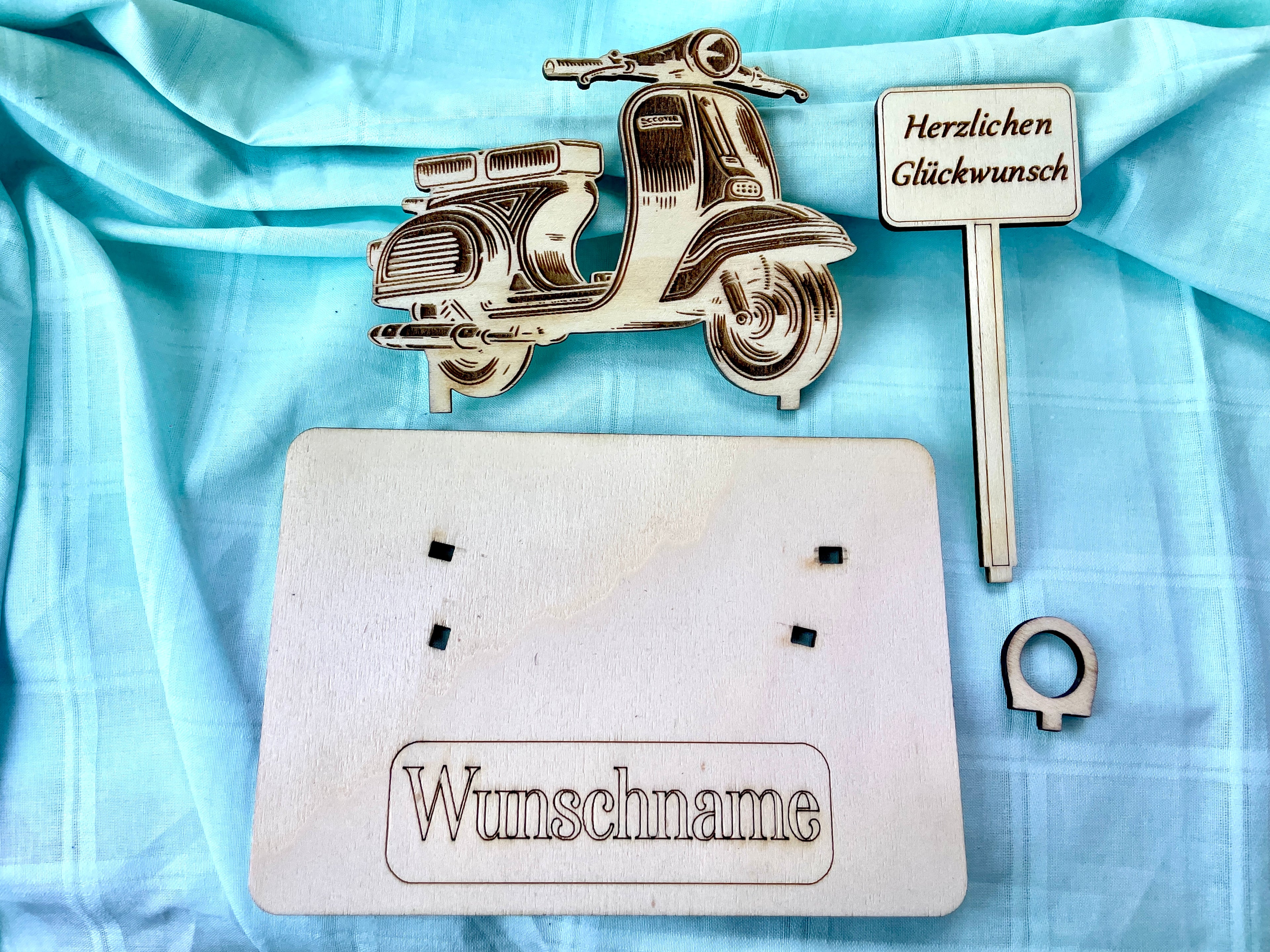 Vespa  – Dein personalisiertes Roller Geldgeschenk aus Holz Geld Karte Box Männergeschenk Holzschild zum Verschenken GTS 125 Retro Roller