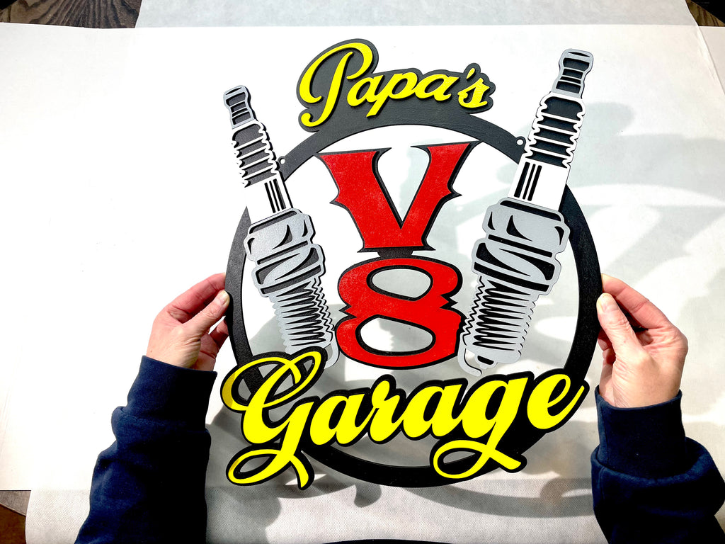 Papas V8 Garage Schild Scania American Trucks Oldtimer Garage Mustang Garagenwände verschönern Geschenk für Männer Holz Bilder AMG GT Ford