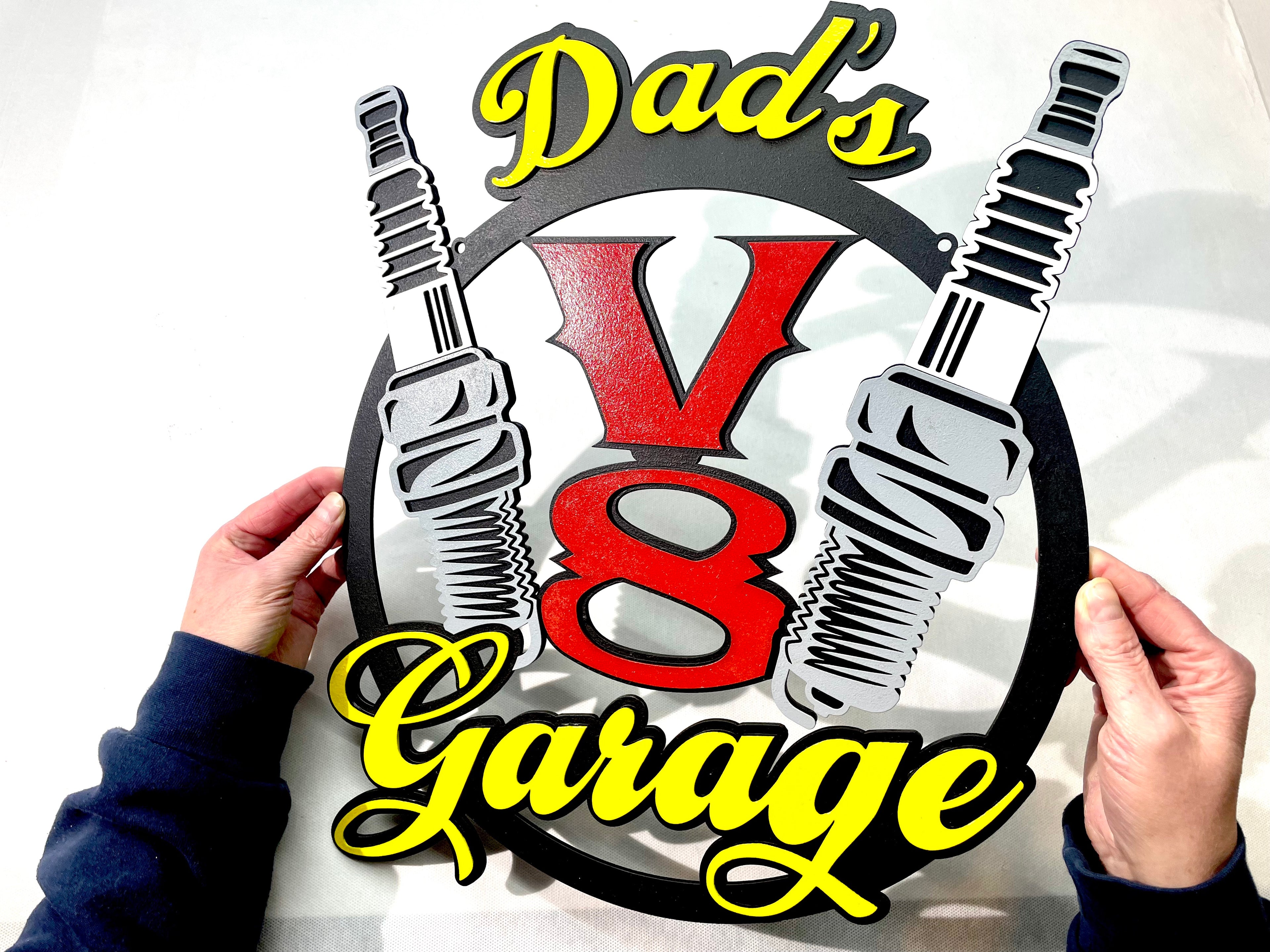 Dads V8 Garage Schild Scania American Trucks Oldtimer Garage Mustang Garagenwände verschönern Geschenk für Männer Holz Bilder AMG GT Ford