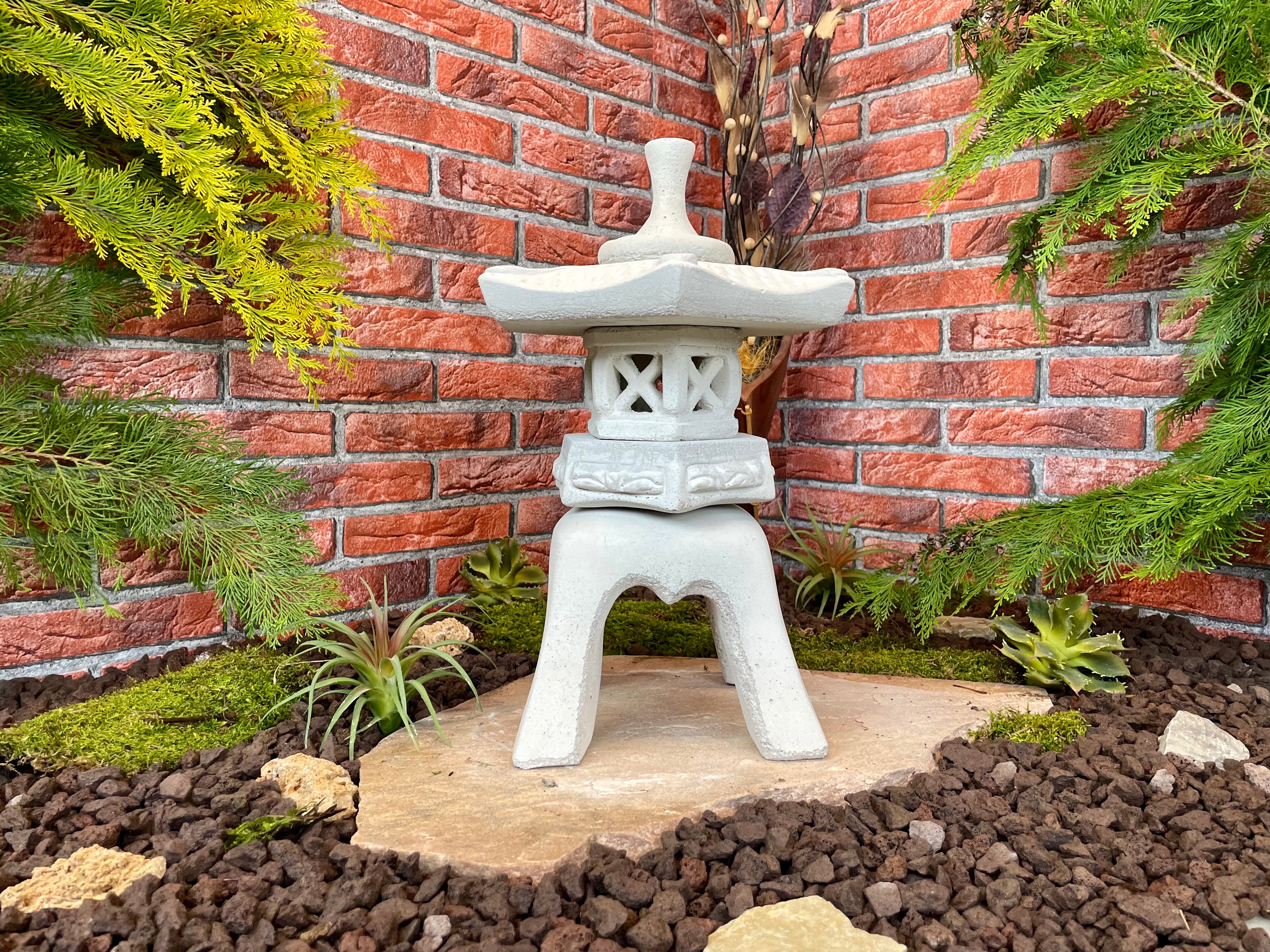 Japanische Steinlaterne 2er Set Terrassendeko Ideen Teich Gartendeko Koi-Teich Garten gestallten Home deko Asiatisch Chinesische Deko Steine
