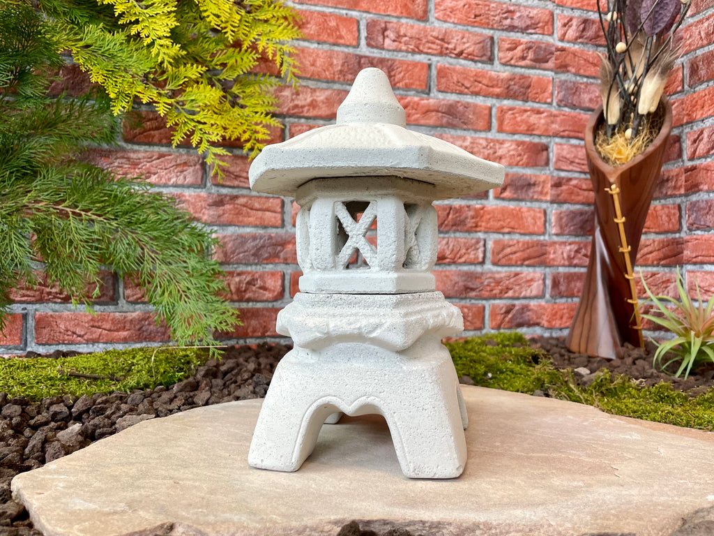 Steinlaterne Asiatische Laterne "Yukimi klein" Lichtgrau Koi Teich Podoge Rankei Tempel Gartendekoration Gartenideen Gartengestaltung
