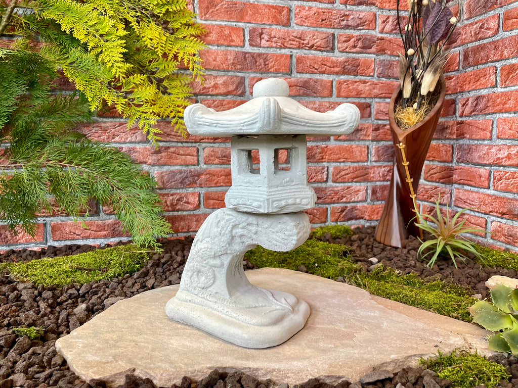 Japanische Steinlaterne Rankei-Small in Lichtgrau Gartenteich anlegen Japanische Deko Bonsai Garten Gartendekoration Gartendeko Ideen