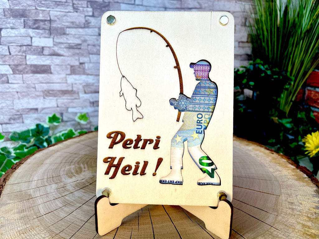 Geldgeschenk Angler 'Petri Heil!' Geschenkideen Holz Bilder Schild Design Angeln Fischen Outdoor Urlaub Erholung