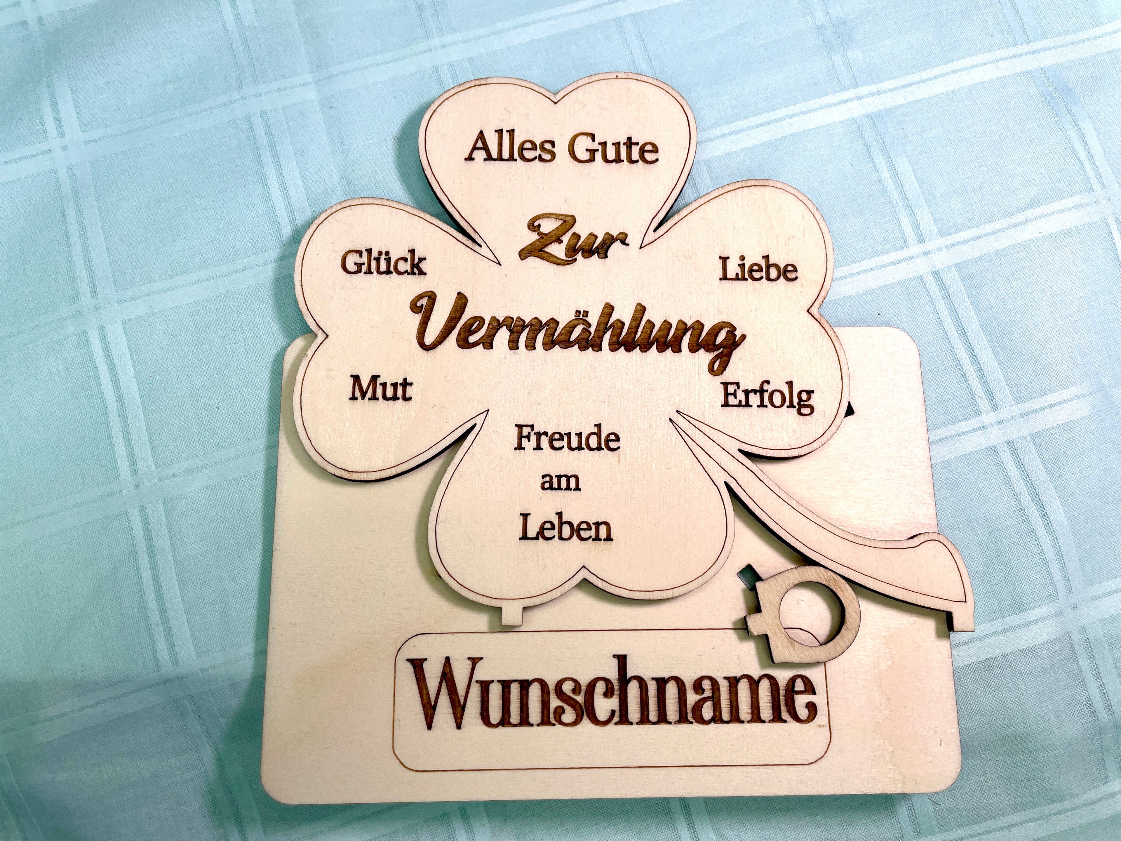 Glückskleeblatt zur Vermählung handgefertigt aus Holz - Liebe, Erfolg & Freude im Leben Liebevolle Geschenke Besonderes Geschenk Glück